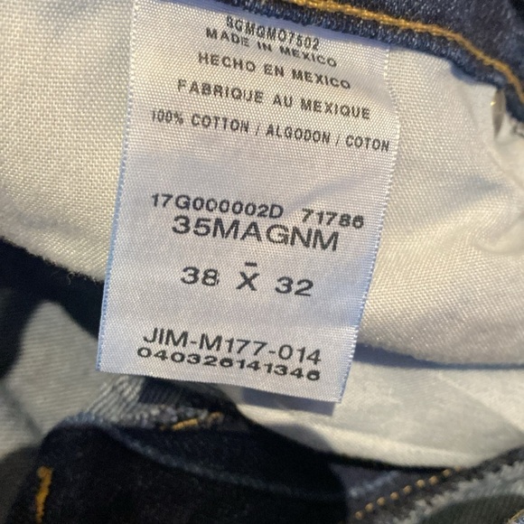 Magellan Outdoors Relaxed Fit Jeans 35MAGNM Blue 38 x 32 - Picture 3 of 6